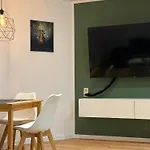 Ferien- Und Handwerkerwohnung *
