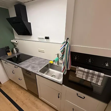 Ferien- Und Handwerkerwohnung 아파트