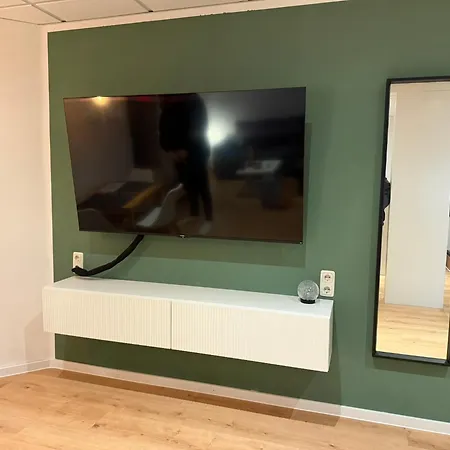 Ferien- Und Handwerkerwohnung 아파트 Romhild