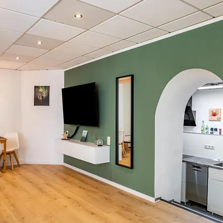 Ferien- Und Handwerkerwohnung 아파트