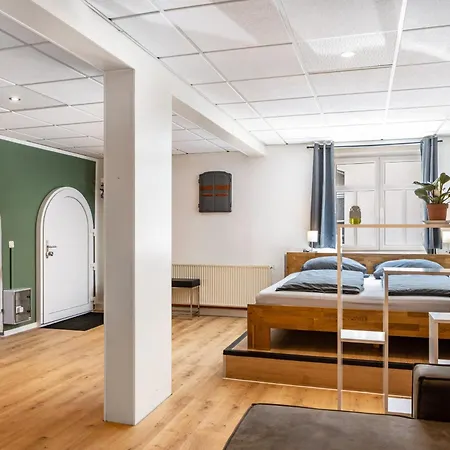 Ferien- Und Handwerkerwohnung 아파트 *