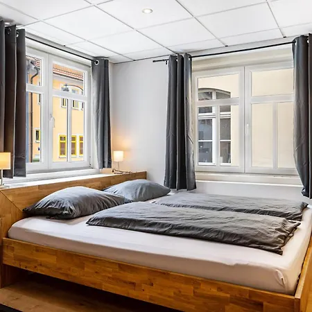 Ferien- Und Handwerkerwohnung *